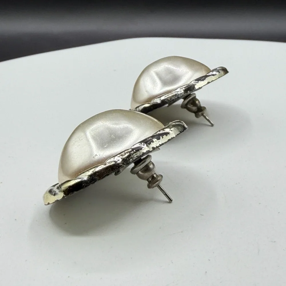 N/A bold oval